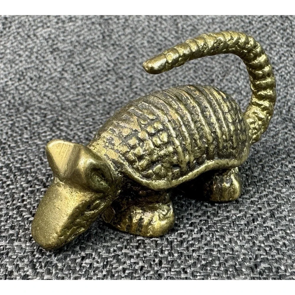 Vintage Baby Brass Armadillo Figurine Paperweight Russ Berrie 2